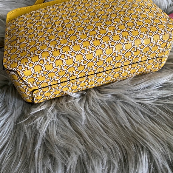 Kate Spade Link Camera Bag - Picture 6 of 8